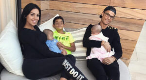 La paternidad de Cristiano Ronaldo: las mejores fotos de su familia