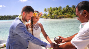 polinesia wedding
