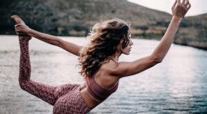 20 posturas de yoga para todos los niveles