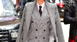 Famosas que demuestran que vestir con esmoquin es lo más