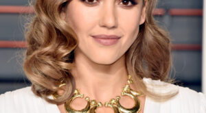 Los peinados más favorecedores para cara ovalada