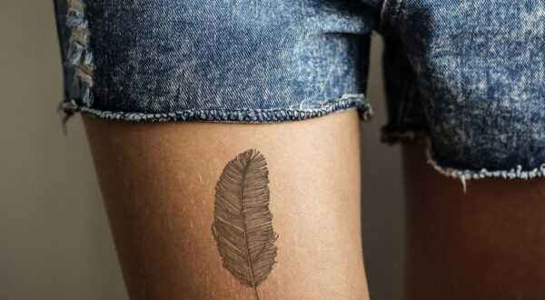 ¡Inspírate! 50 tatuajes en el muslo para mujer