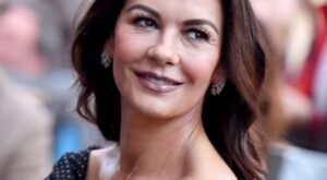 Catherine Zeta-Jones cumple 50: repasamos su evolución facial a través de los años