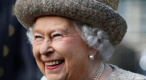 ¿Solo sandwich con forma octogonal? Los sorprendentes hábitos alimenticios de la reina Isabel II