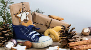 ¿Secuestrar a tus padres o comer pollo frito? Las 30 tradiciones navideñas más extrañas del mundo