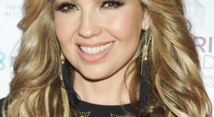 Famosos que ya  son abuelos ¡y tú sin saberlo!