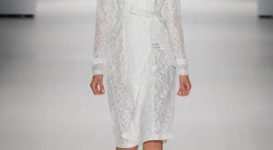 Tadashi Shoji – New York Fashion Week P/V 2015