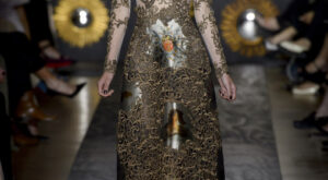 Valentino y el retorno de la falda larga