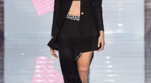 Versace – Milan Fashion Week P/V 2015