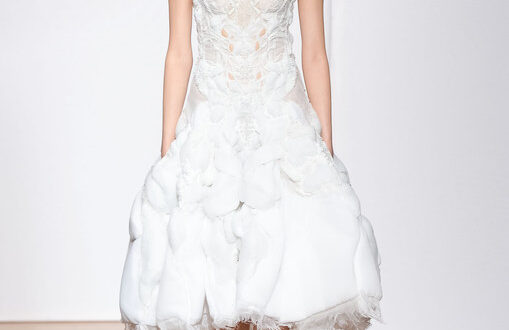 Yiqing Yin y su espectacular traje de noche