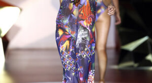 Dolores Cortés – Colección SS2011 Cibeles