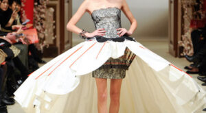 Yumi Katsura by Ji Haye – Alta Costura París P/V 2011