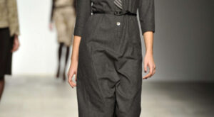 Caroline Charles – London Fashion Week otoño invierno 2011 2012