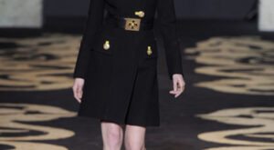 Versace – Milán Fashion Week otoño invierno 2011-2012