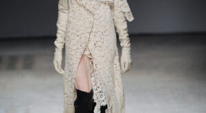 Peachoo Krejberg – París Fashion Week otoño invierno 2011-2012