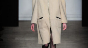 Véronique Leroy – París Fashion Week otoño invierno 2011-2012