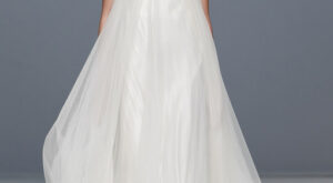 Barcelona Bridal Week 2011: JESÚS DEL POZO