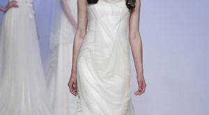 Barcelona Bridal Week 2011: VICTORIO & LUCCHINO