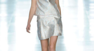 Christopher Kane – London Fashion Week Primavera Verano 2012
