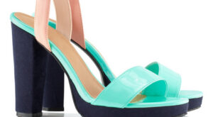 ¡En alza! Sandalias de plataforma para el verano 2012