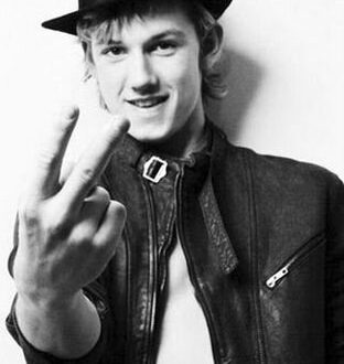 Alex Pettyfer – el álbum del Club de Fans