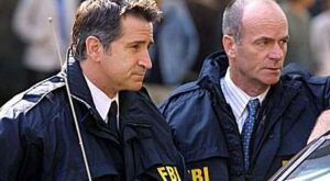 Anthony Lapaglia – el álbum del Club de Fans