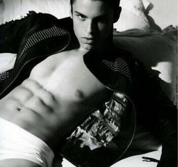 Baptiste Giabiconi – el álbum del Club de Fans