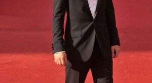 Charlie Bewley – el álbum del Club de Fans