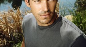 Eddie Cibrian – el álbum del Club de Fans