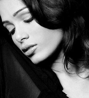 Freida Pinto – el álbum del Club de Fans