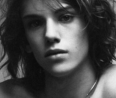 Jamie Campbell Bower – el álbum del Club de Fans