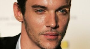 Jonathan Rhys-Meyers – el álbum del Club de Fans
