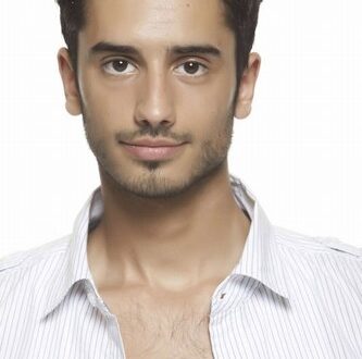 Léo (Secret Story 3) – el álbum del Club de Fans