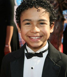 Noah Gray-Cabey – el álbum del Club de Fans