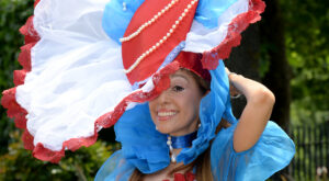 ¡Qué comience el desfile! Los mejores y más extravagantes tocados de Ascot