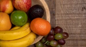 Antes de tirar la fruta demasiado madura, mira estas recetas sorprendentes que puedes hacer en casa (y es solo compota)