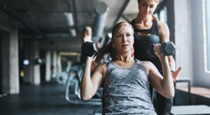 Un entrenador desvela los 9 ejercicios de HIIT que recomienda para combatir la grasa abdominal de una vez por todas